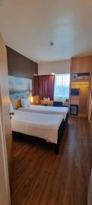 Ibis One Central - 95