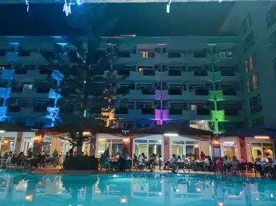 First Class - All Inclusive - 7