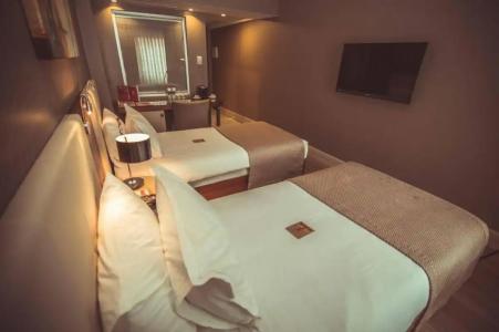 Ramada by Wyndham Istanbul Grand Bazaar - 41