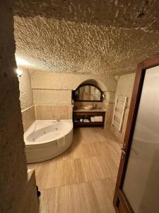 Goreme Valley Cave House - 99