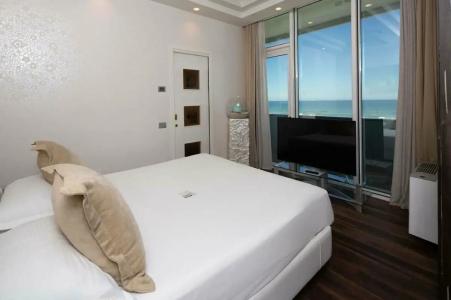 Best Western Maison B - 71