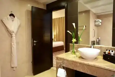 Cristal Abu Dhabi - 24