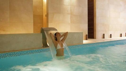 Alexander Beach & Spa