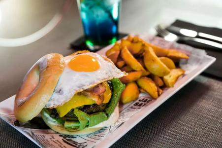 Barcelona Condal Mar Affiliated by Meliá - 40