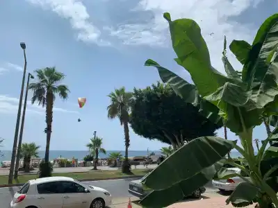 Kleopatra Melissa - 70