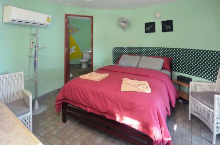 Koh Mak Buri Hut Natural Resort - 94