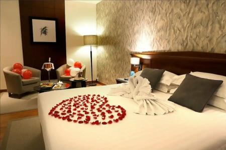 Majestic City Retreat - 33