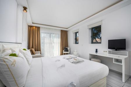 Diamond Deluxe - Adults Only - 84