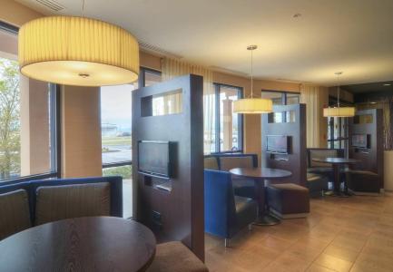 Courtyard Medford Airport - 17