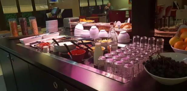 Kyriad Blois Nord - 55