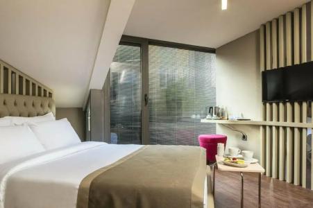 The City Suites - 72