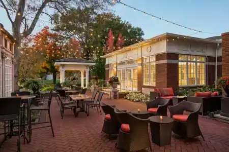 The Glidden House - 9