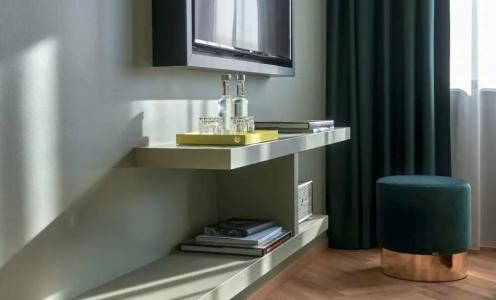 Gekko House Frankfurt, a Tribute Portfolio - 44