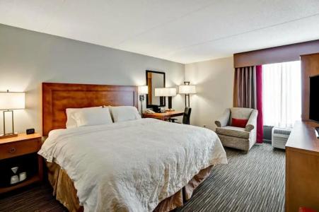 Hampton Inn Norfolk-Naval Base - 34