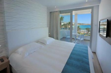 Okeanos Beach Boutique - 54