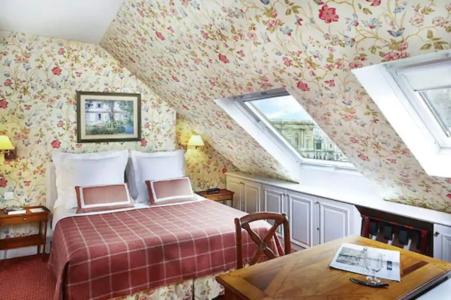 Relais Du Louvre - 98