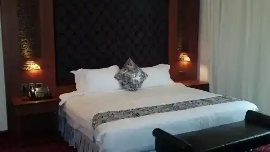 The Platinum - 28