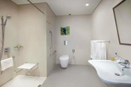 Hilton Garden Inn - 96