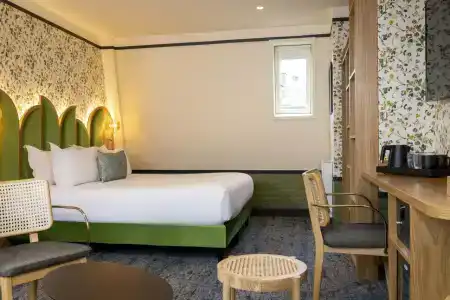 Hôtel Jardin de Cluny - 96