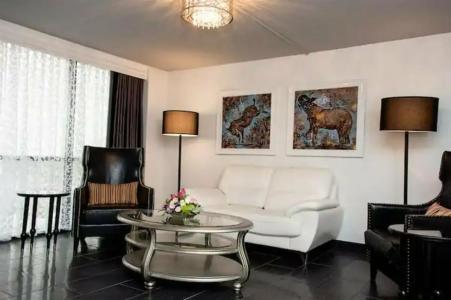 DoubleTree by Hilton Tallahassee - 58