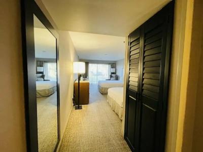 DoubleTree by Hilton Fresno Convention Center - 8