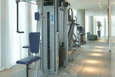 Empire Riverside - 89