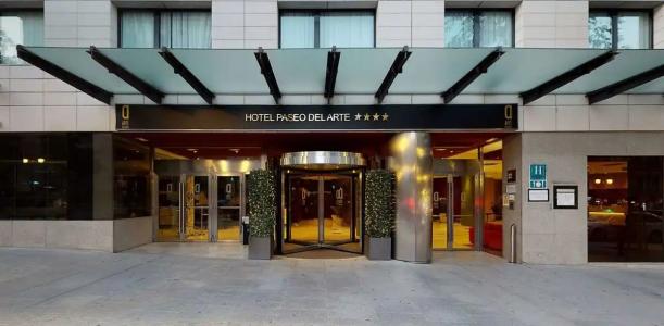 Radisson RED Madrid - 11
