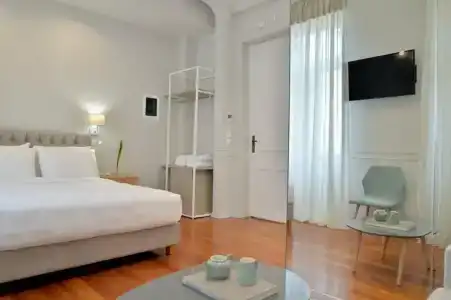 1900 ATHENIAN HOUSE - 24