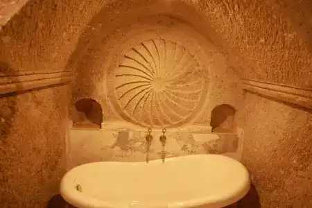 Sarnich Cave Suites - 5