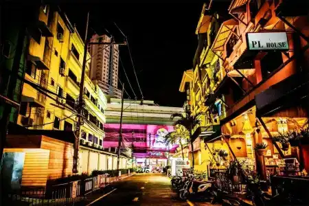 Sino House Patong - 2