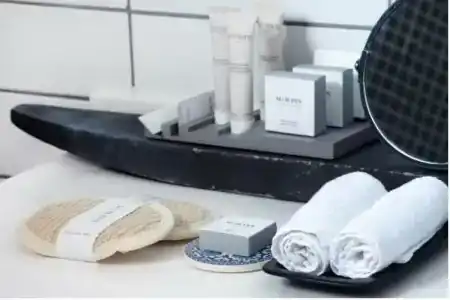 Med-Inn Boutique - 33