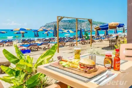 Lavinia Apart & - 53