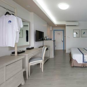 Somewhere Koh Sichang - 62