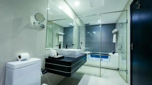 Arman Juffair Mall - 92