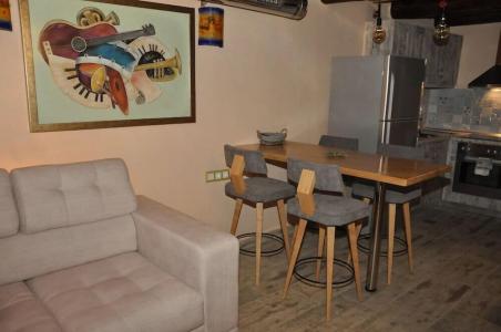 Odos Oneiron Boutique - 15