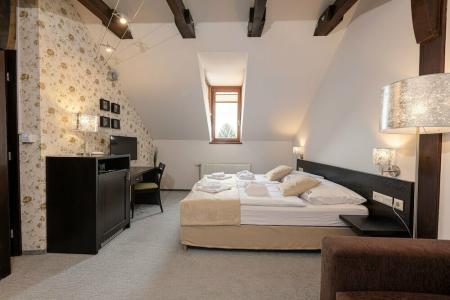 Bazilika alatt Panzió - 91