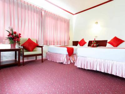 Chumphon Palace - 29