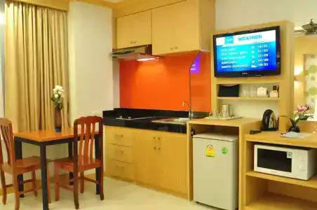 Green Harbor & Service Apartment - 82