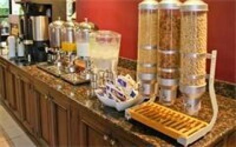 Best Western Plus South Coast Inn - 40