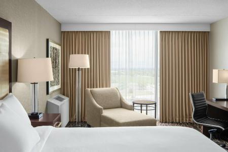 Hilton Kansas City Airport - 31