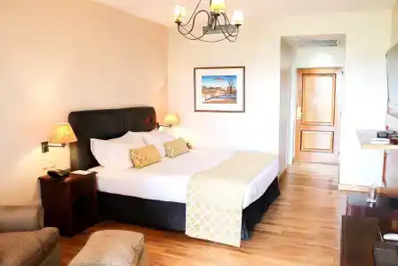 Ramada Plaza by Wyndham Dubai Deira - 79