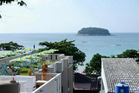 Kata Beachwalk and Bungalows - 24