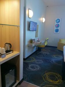 ibis Styles Dragon Mart Dubai - 49