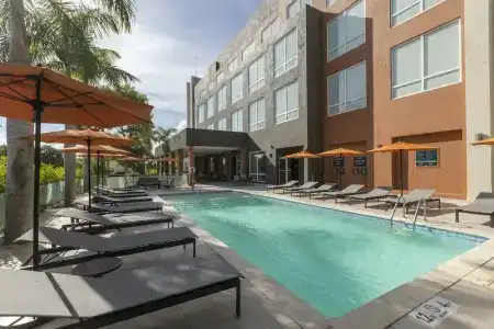 Four Points by Sheraton - 15