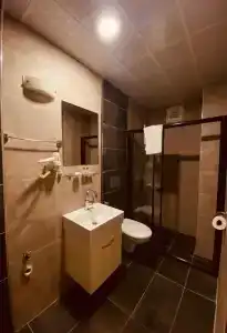 Gloria Suite - 14