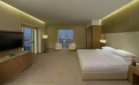 Hyatt Regency Dubai Creek Heights - 3