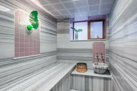 Delight Deluxe & Spa - 17