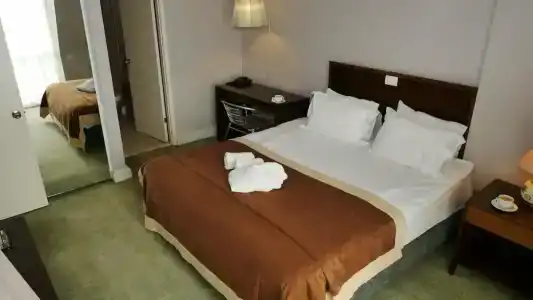 TALEN OTEL - 73