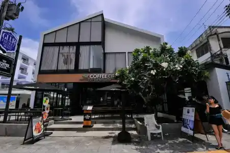 Glur Phuket Patong Beach - 2