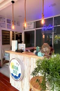 Naithon Beach Mansion - 59